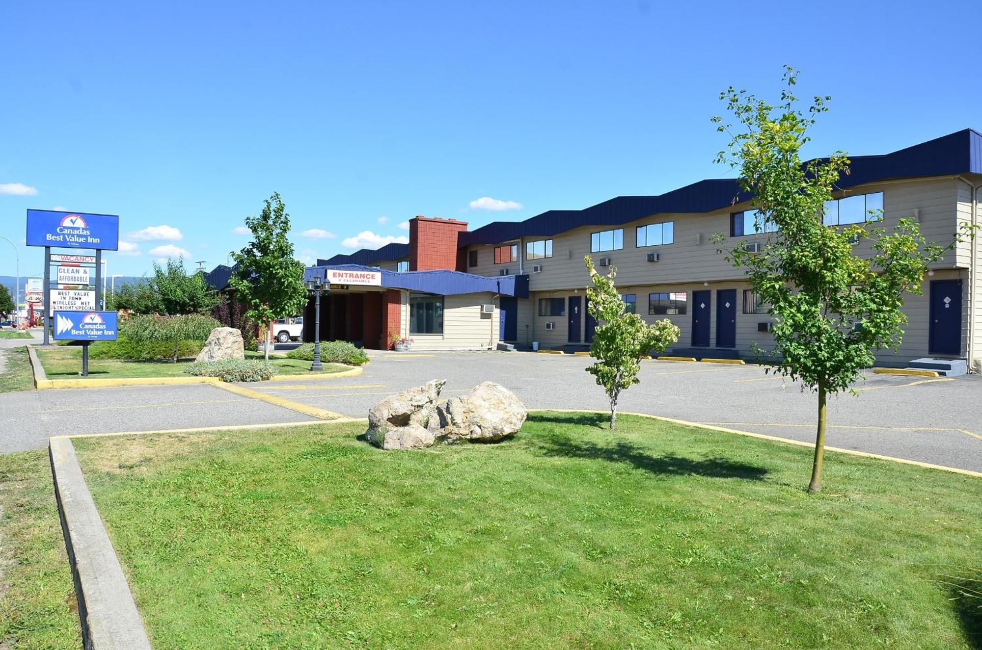 Canadas Best Value Inn Келоуна Екстер'єр фото